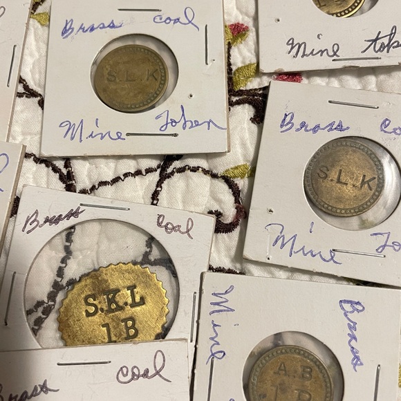 Vintage Mine Tokens Collection - Picture 3 of 3